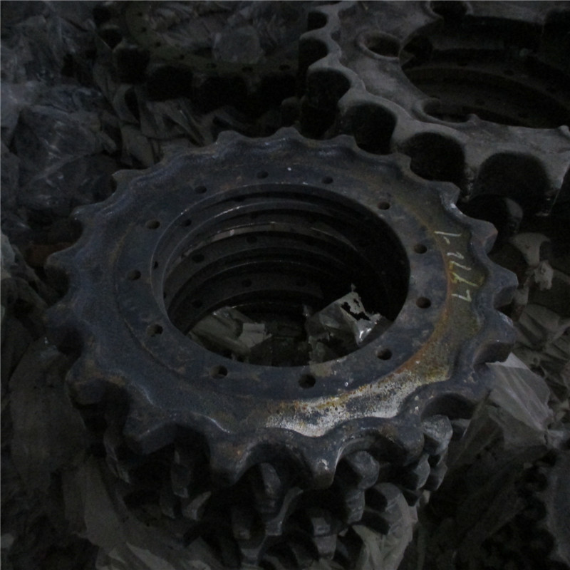 Compatible con Komatsu Excavator PC75-1 PC75R-2 Driving Sprocket 22E-27-11111 22E27111 PC75-1,PC75R-2